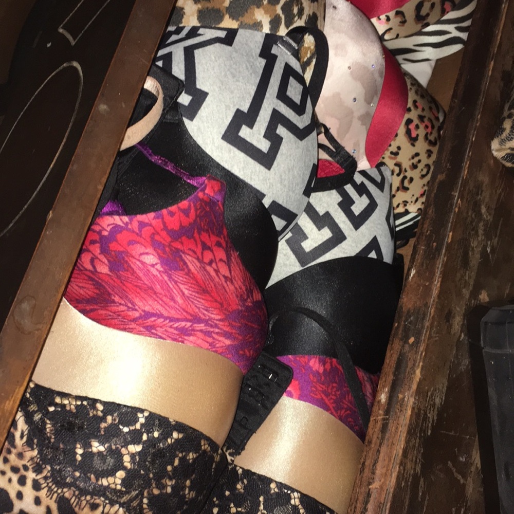 Victoria Secret Bombshell